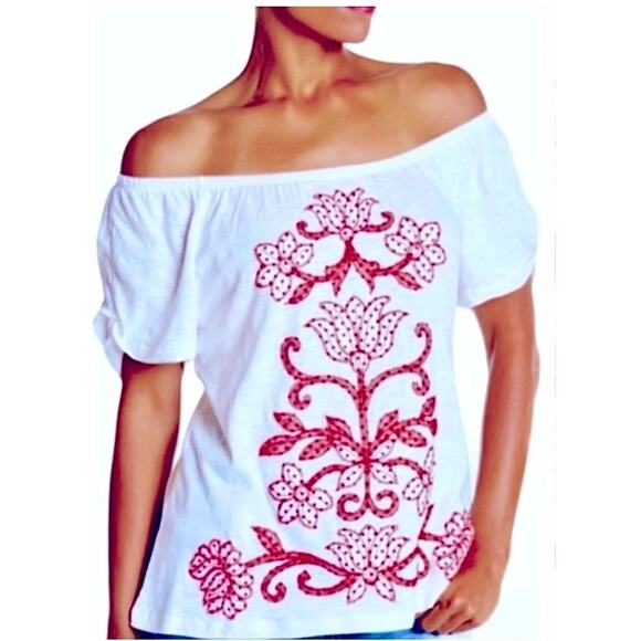 NWT Democracy Red Floral Embroidered Off Shoulder Top Blouse S - Picture 1 of 8